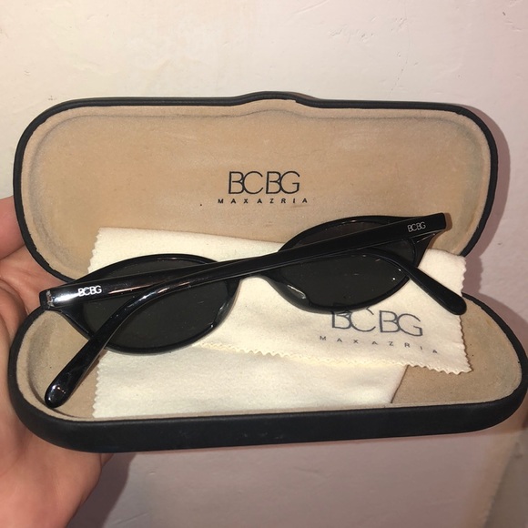 BCBG MaxAzria Sunglasses - Picture 1 of 5